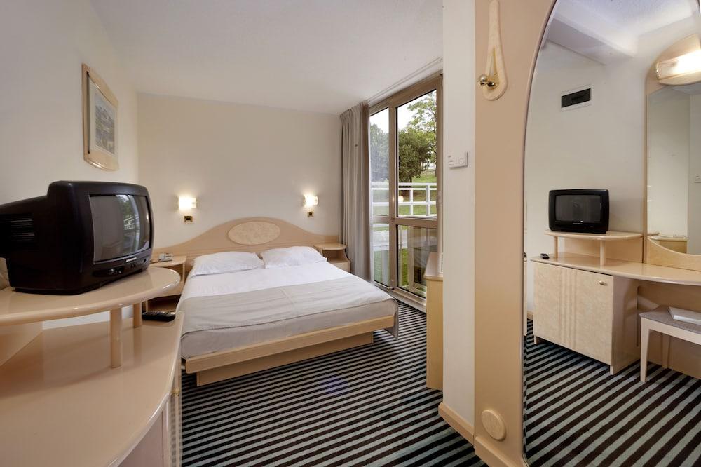 Hotel Istra Plava Laguna ポレッチ エクステリア 写真