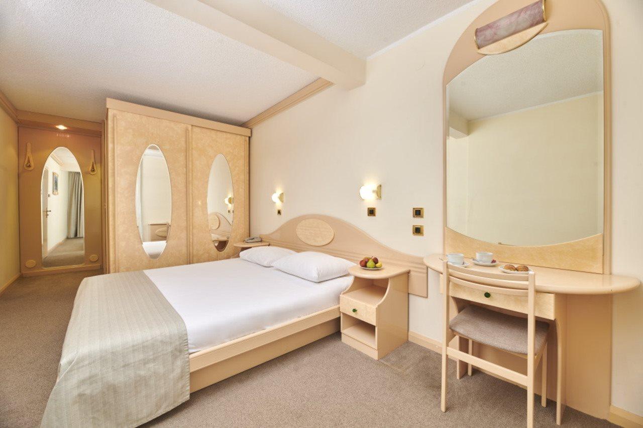 Hotel Istra Plava Laguna ポレッチ エクステリア 写真