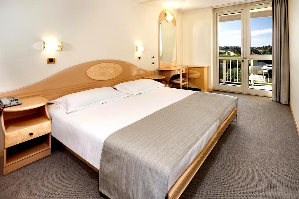 Hotel Istra Plava Laguna ポレッチ エクステリア 写真